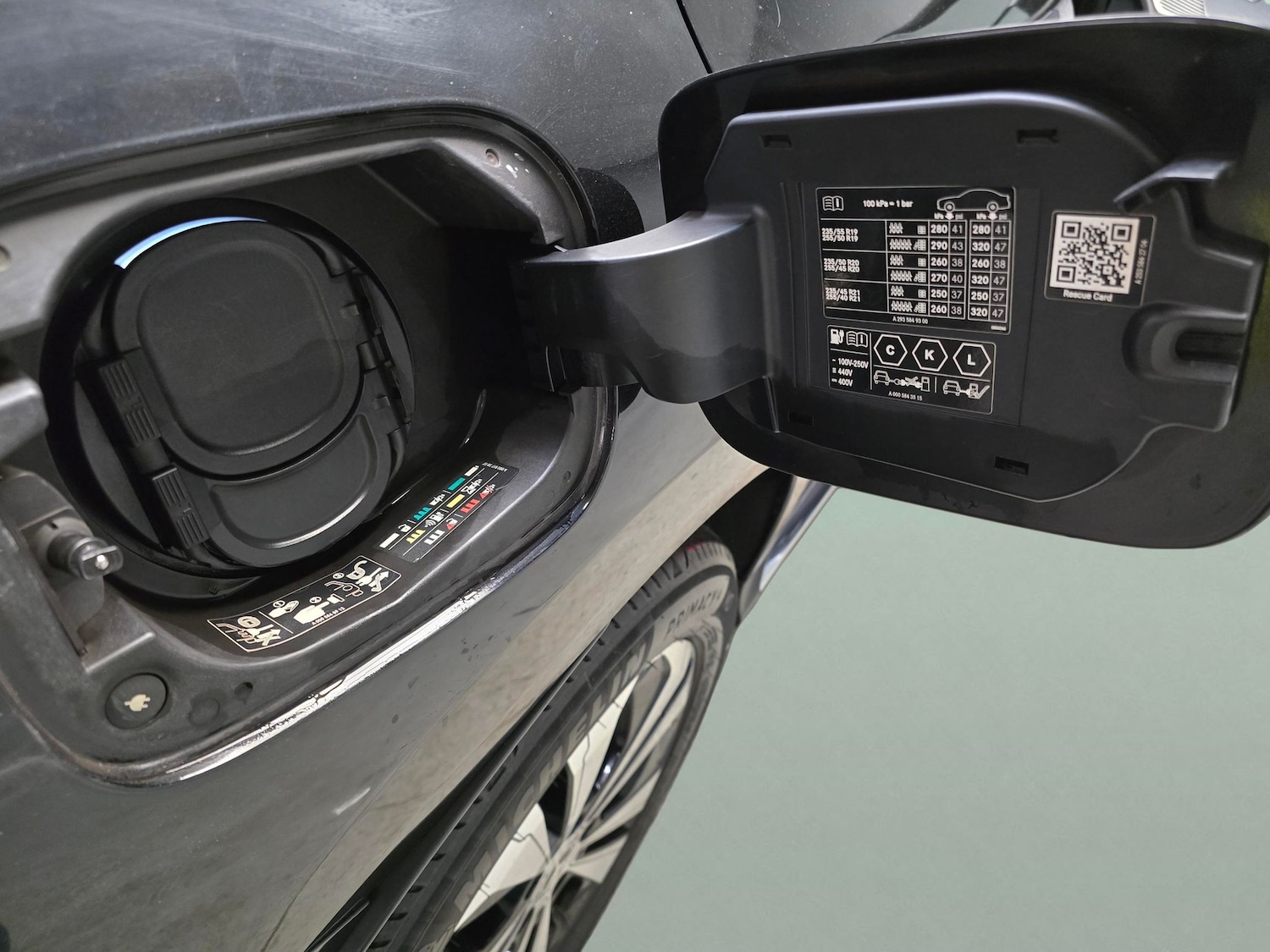 Used Mercedes-Benz EQC 2021 for sale - 77046059: Photo 36