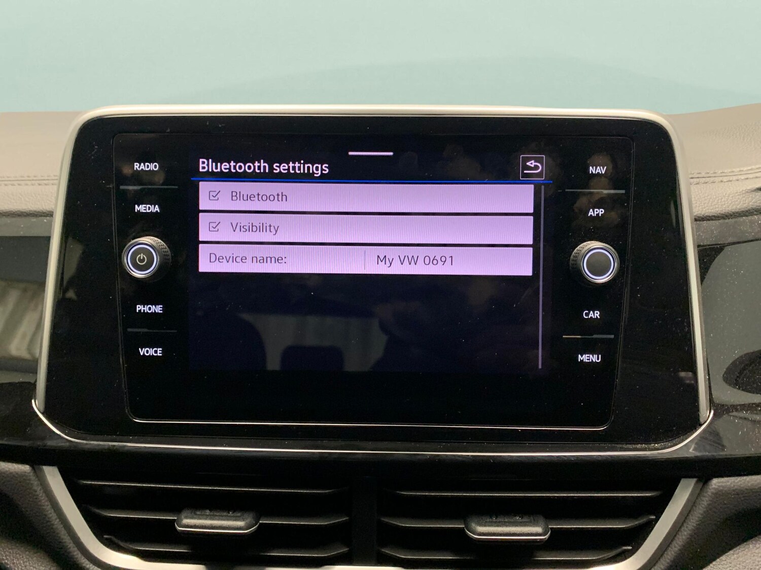 Used Volkswagen T-Roc for sale - 77502327: Photo 14