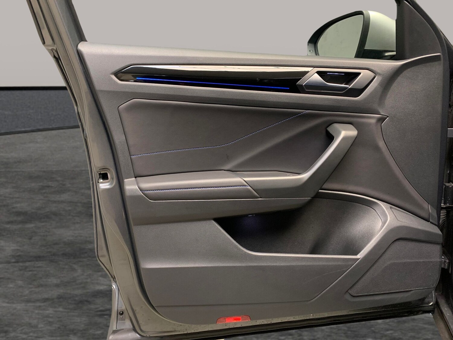 Used Volkswagen T-Roc for sale - 77502327: Photo 23