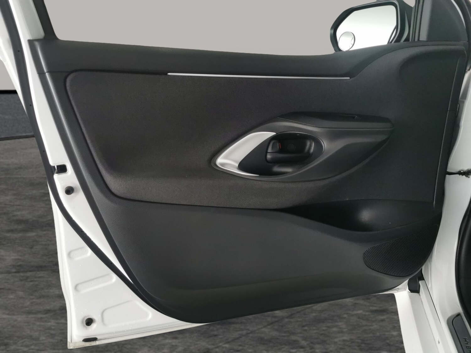 Used Toyota Yaris 2022 for sale - 77186701: Photo 27