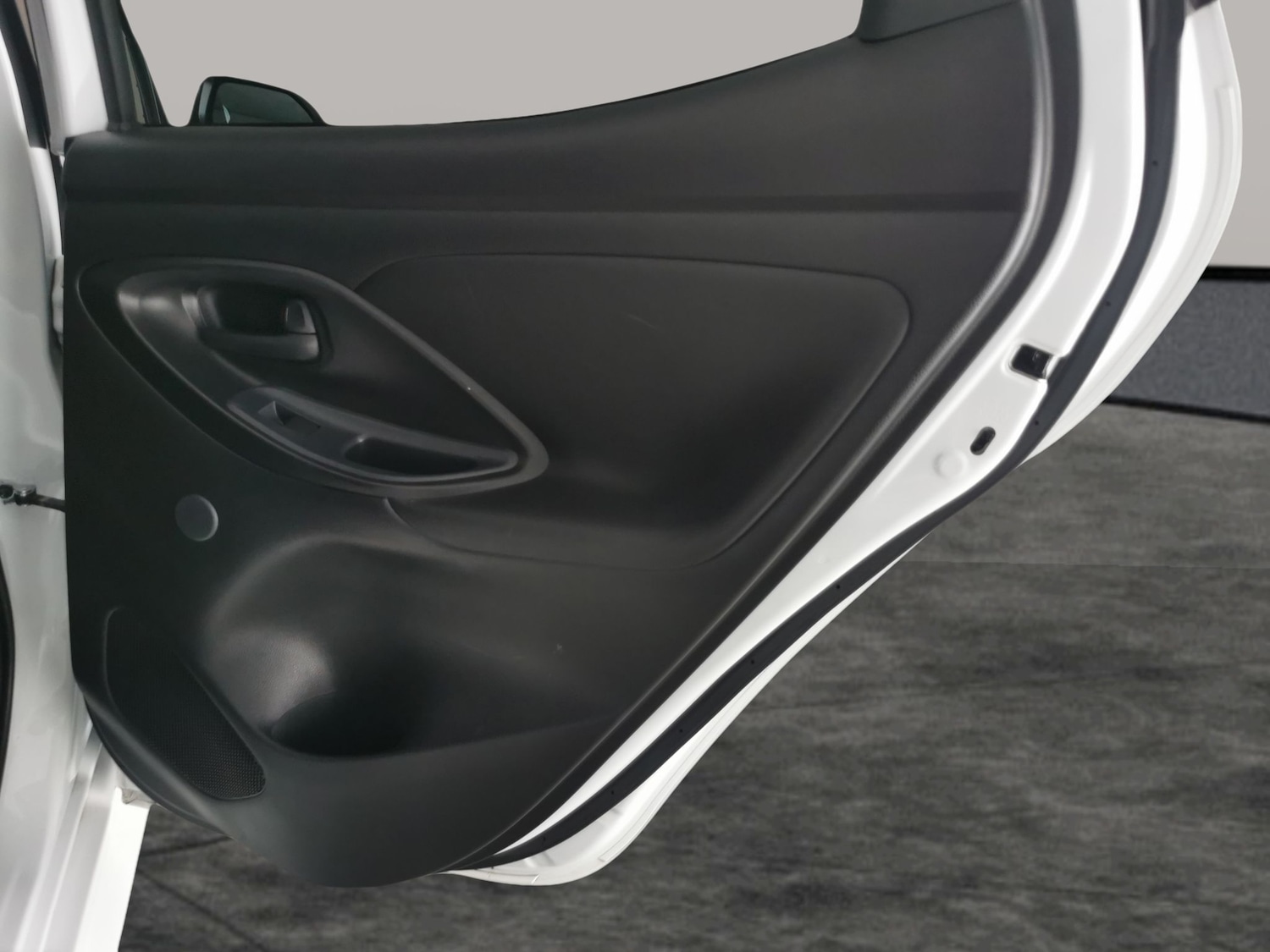 Used Toyota Yaris 2022 for sale - 77186701: Photo 29