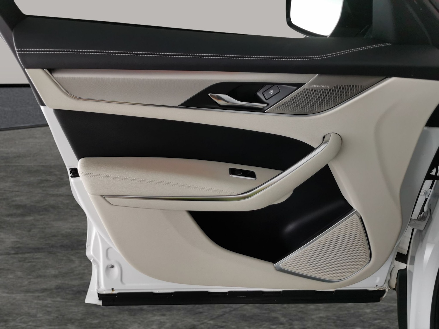 Used Jaguar F-Pace 2024 for sale - 78060993: Photo 33