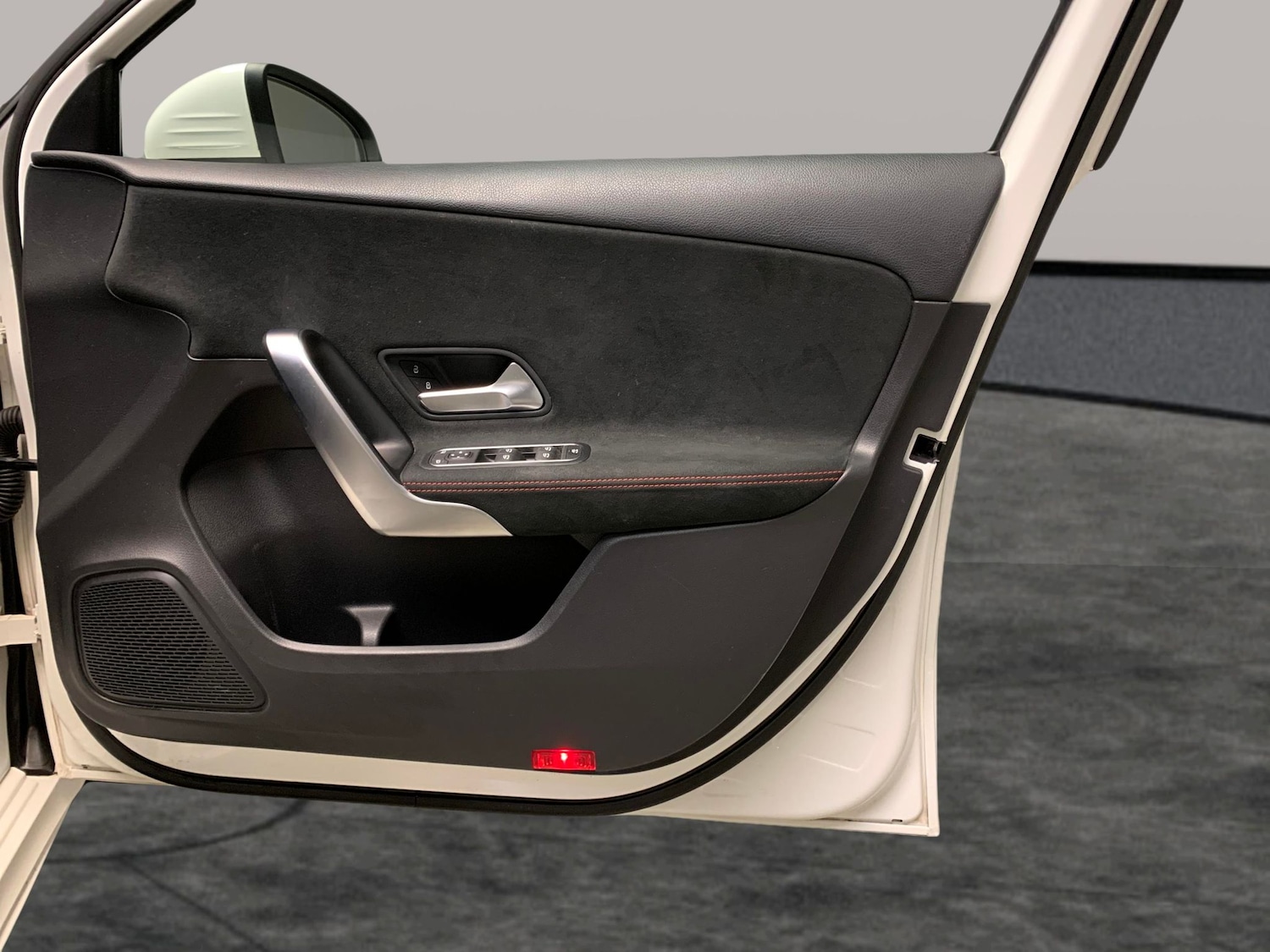 Used Mercedes-Benz A-Class 2019 for sale - 76518406: Photo 33