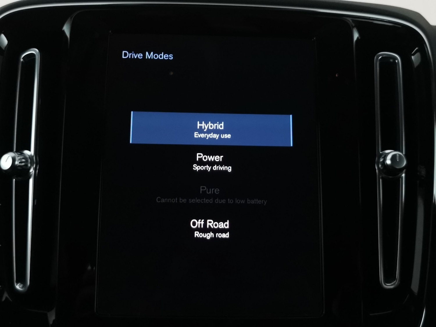 Used Volvo XC40 2022 for sale - 76773754: Photo 15