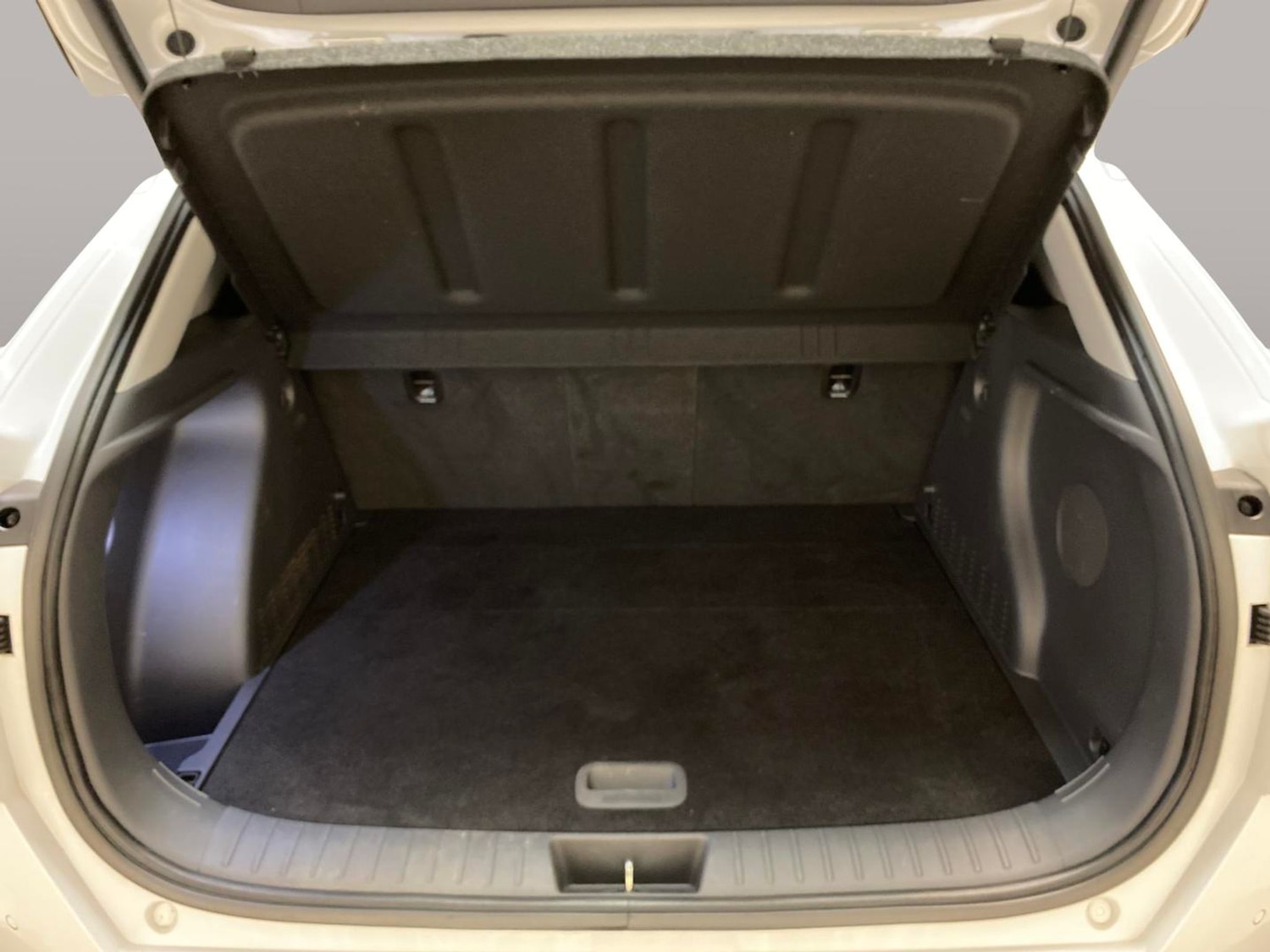 Used Hyundai KONA 2024 for sale - 77873000: Photo 40