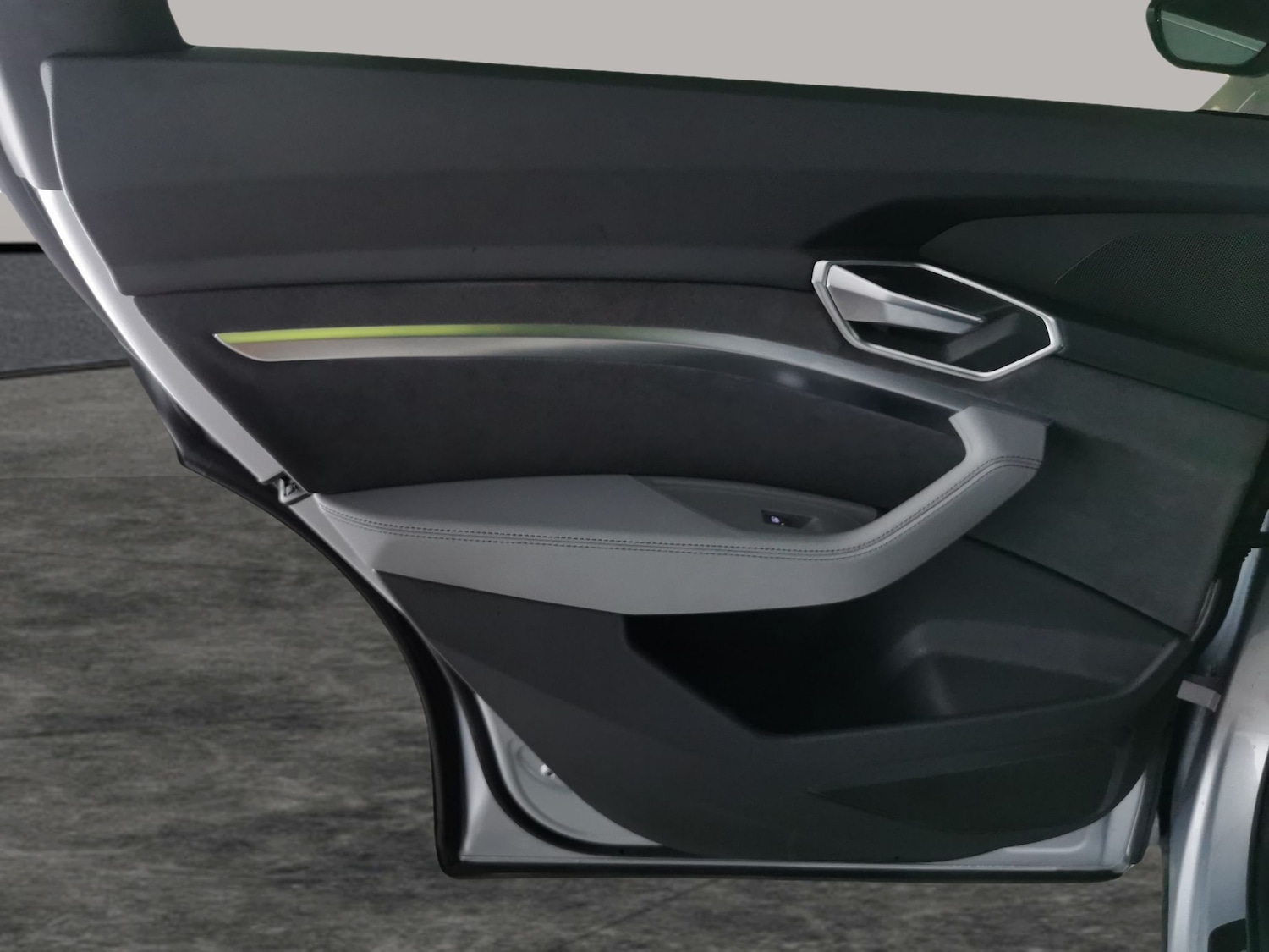 Used Audi e-tron 2021 for sale - 77240607: Photo 32