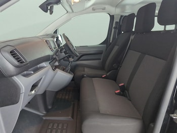 Used Vauxhall Vivaro Life 2022 for sale - 77934740: Photo