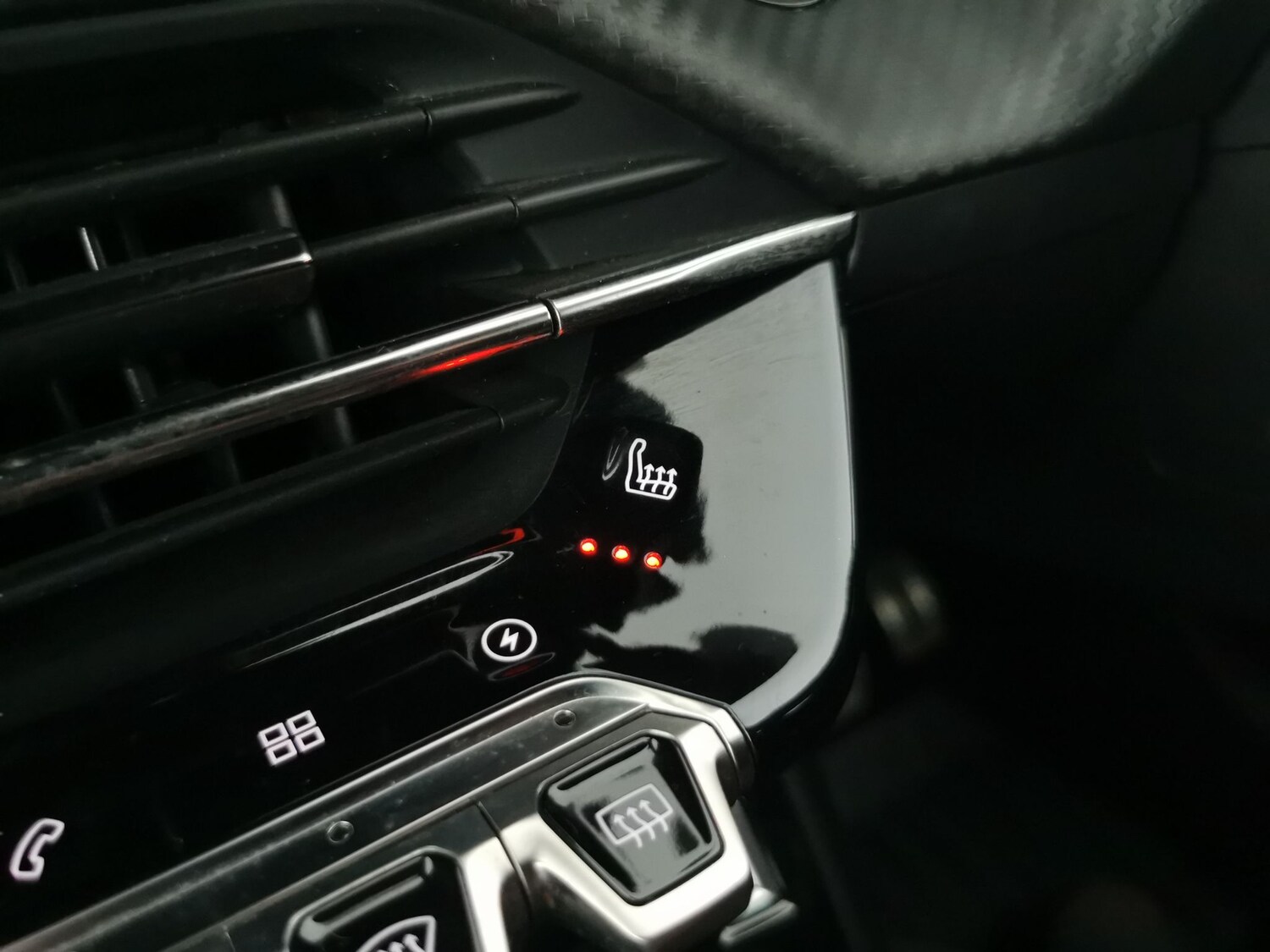 Used Peugeot 208 2021 for sale - 77889008: Photo 20