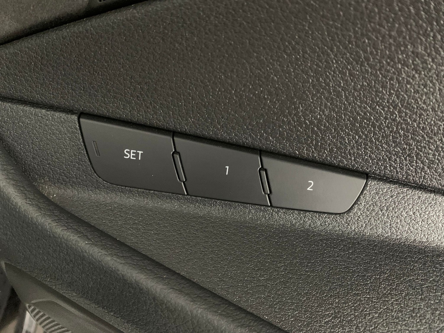 Used Audi e-tron 2020 for sale - 77010764: Photo 23