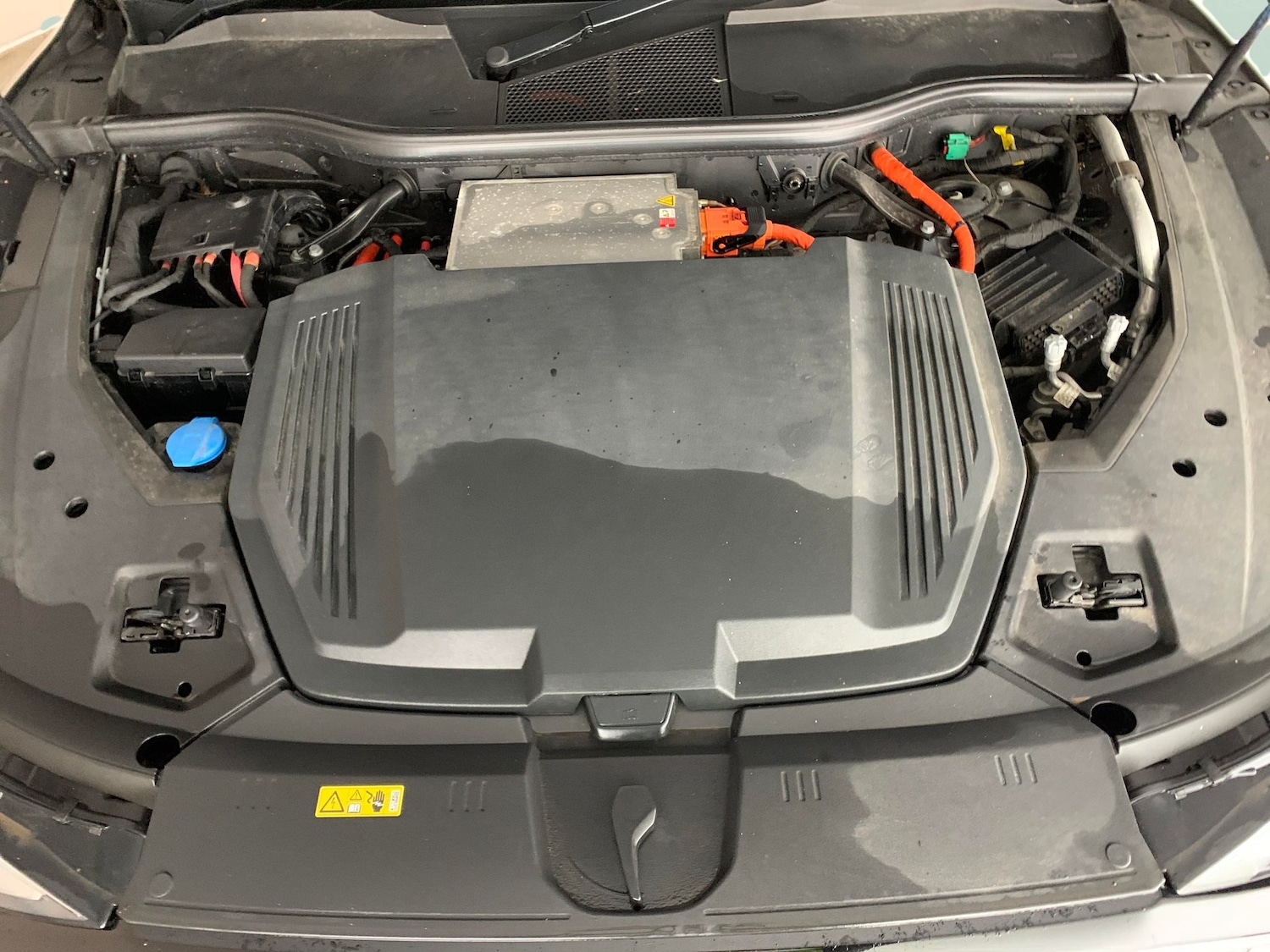 Used Audi e-tron 2020 for sale - 77010764: Photo 34