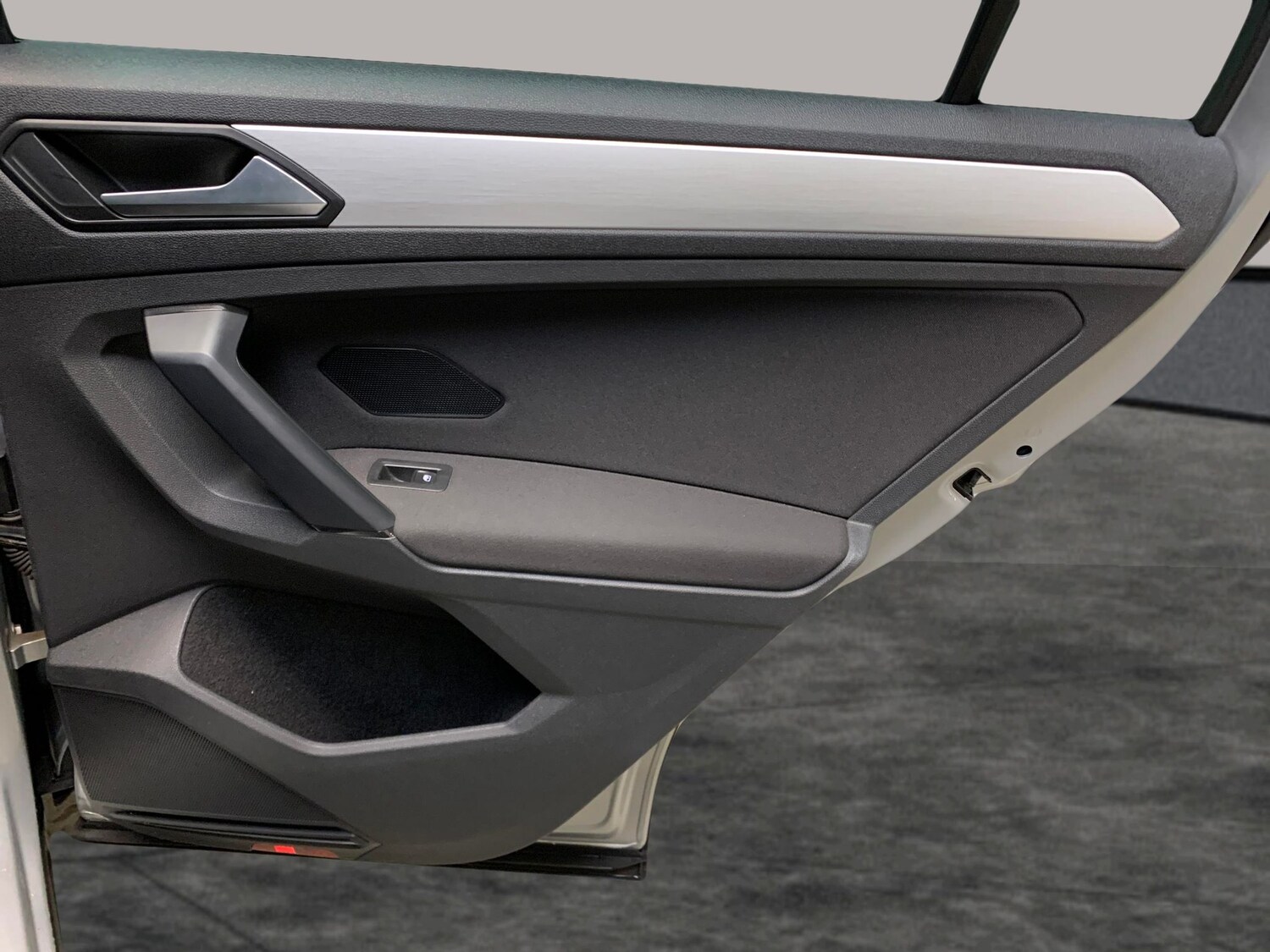 Used Volkswagen Tiguan 2019 for sale - 77974404: Photo 27