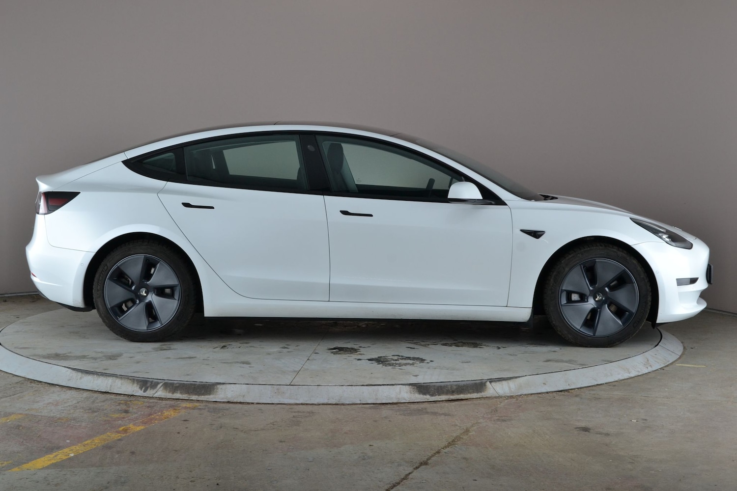 Used Tesla Model 3 2021 for sale - 76971698: Photo 10