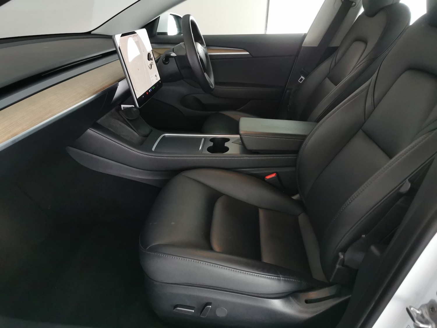 Used Tesla Model 3 2021 for sale - 76971698: Photo 4