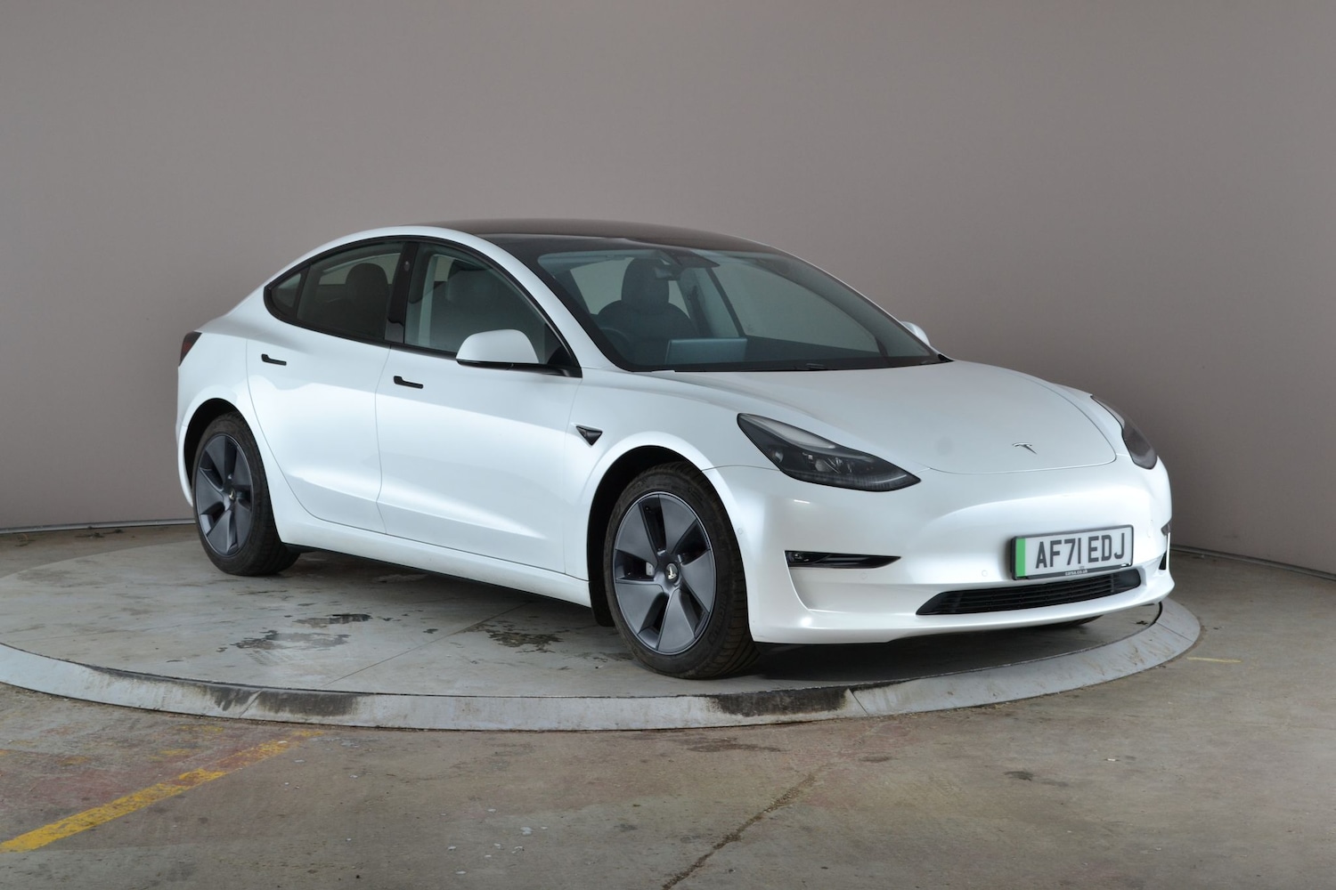 Used Tesla Model 3 2021 for sale - 76971698: Photo 9