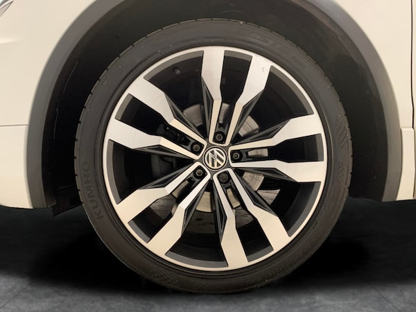 Used Volkswagen Tiguan 2018 for sale - 76312781: Photo 27