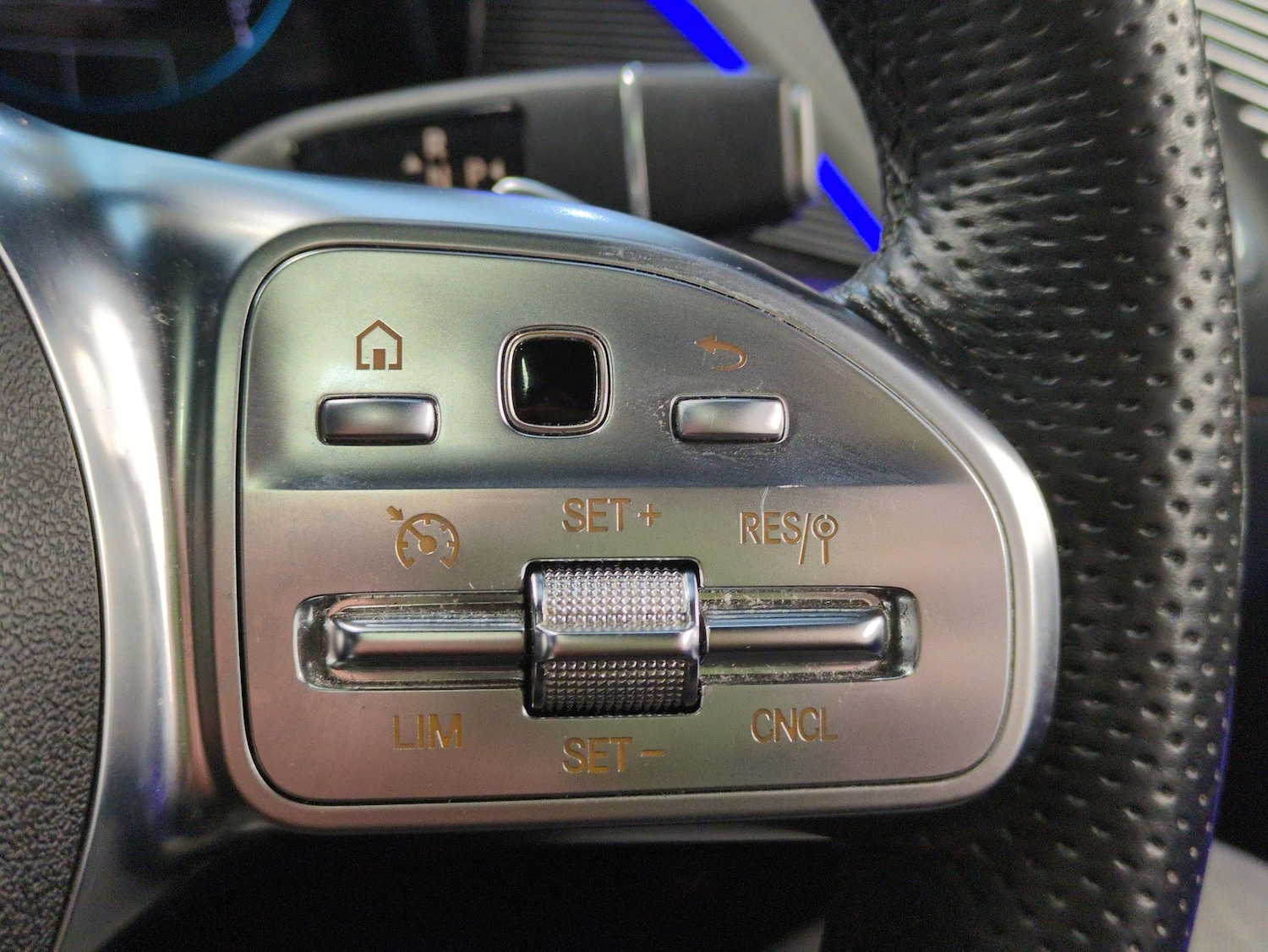 Used Mercedes-Benz EQC 2022 for sale - 77569919: Photo 24