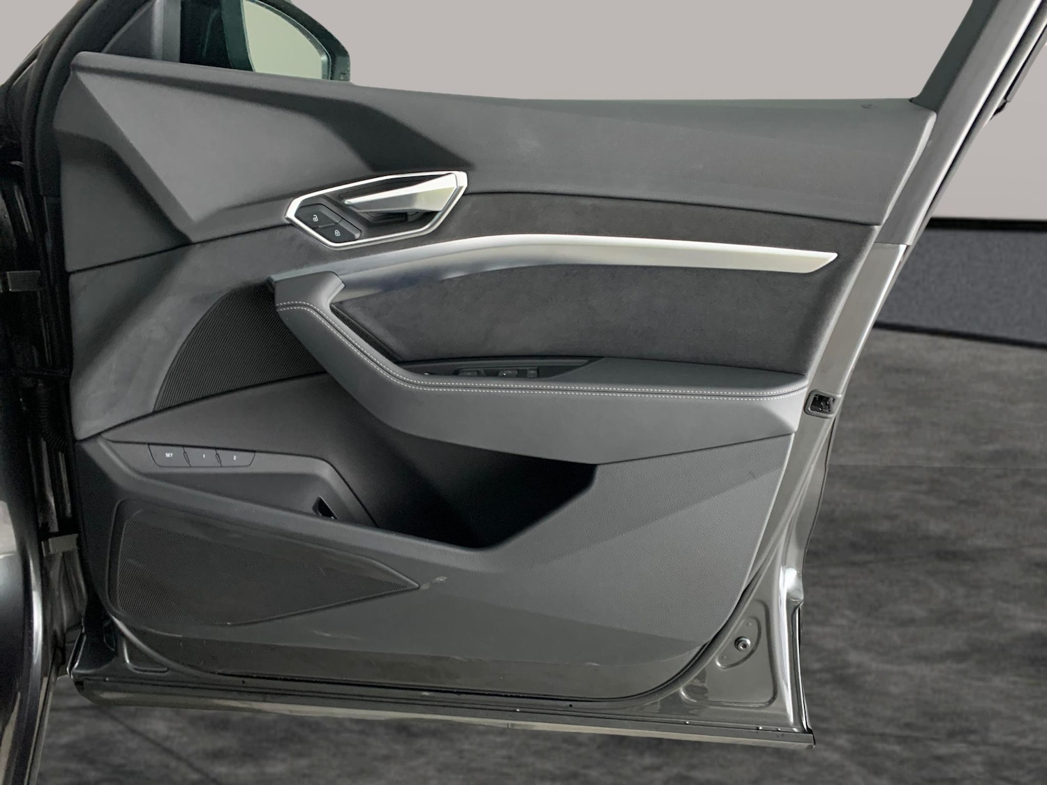 Used Audi e-tron 2022 for sale - 76627538: Photo 37