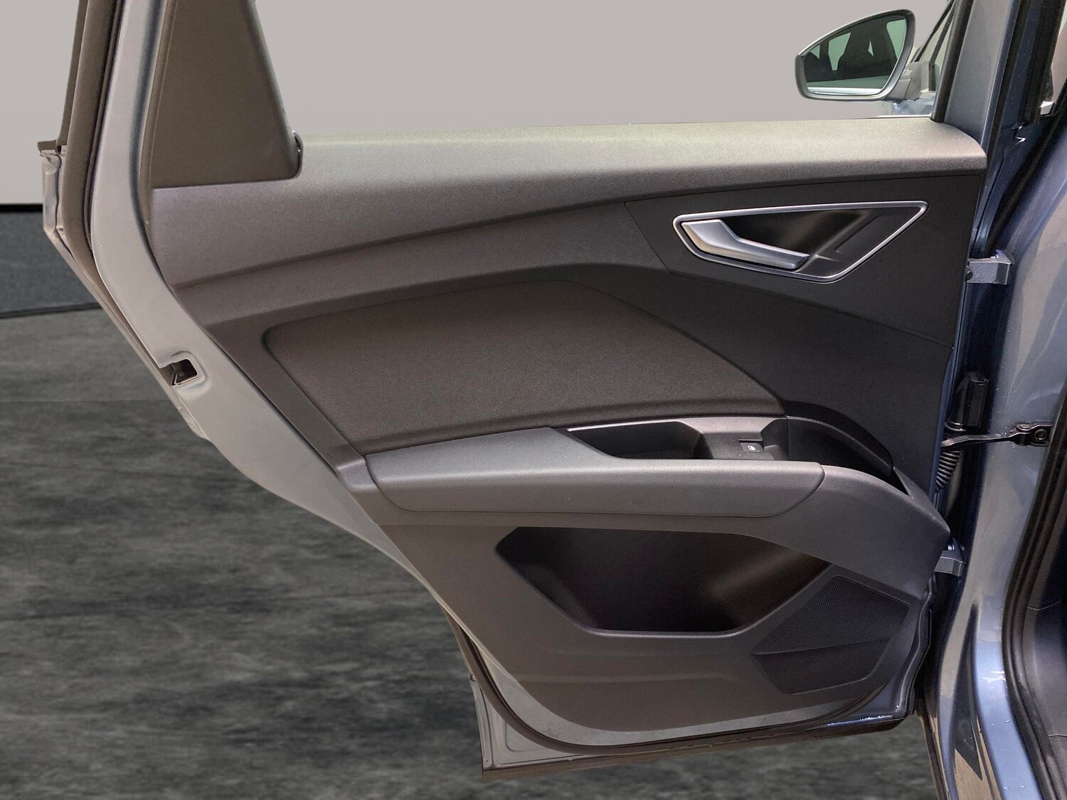 Used Audi Q4 e-tron 2023 for sale - 78137498: Photo 27