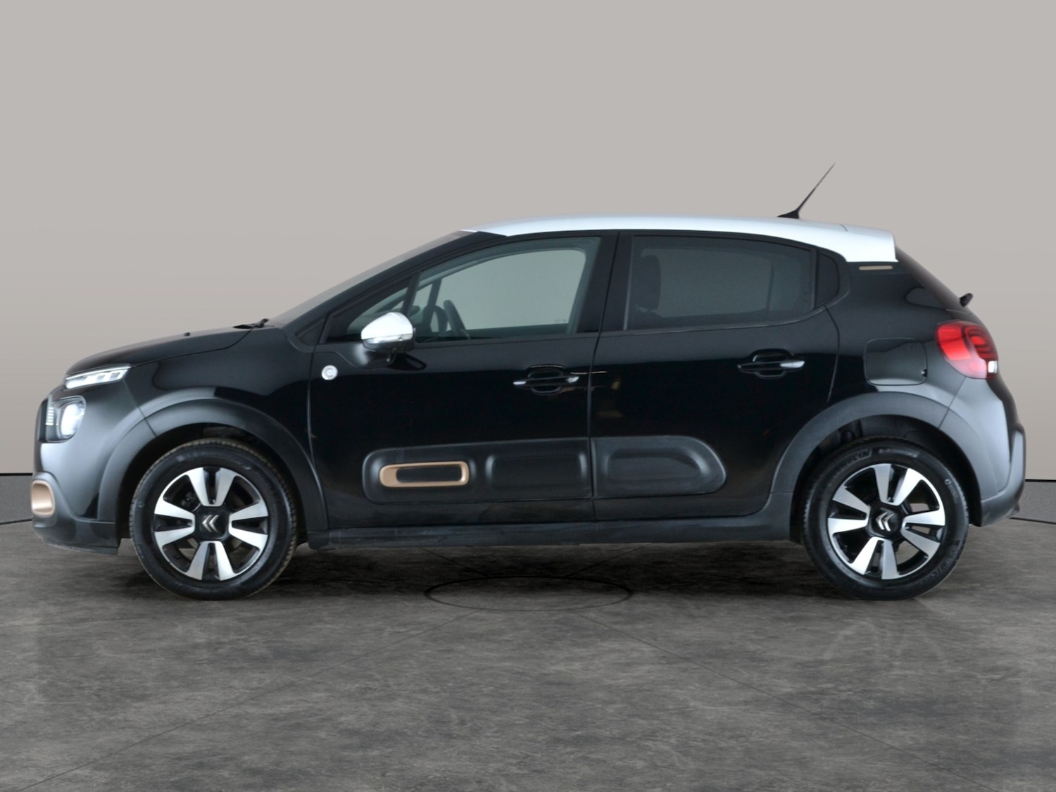 Used Citroen C3 2023 for sale - 77676020: Photo 13