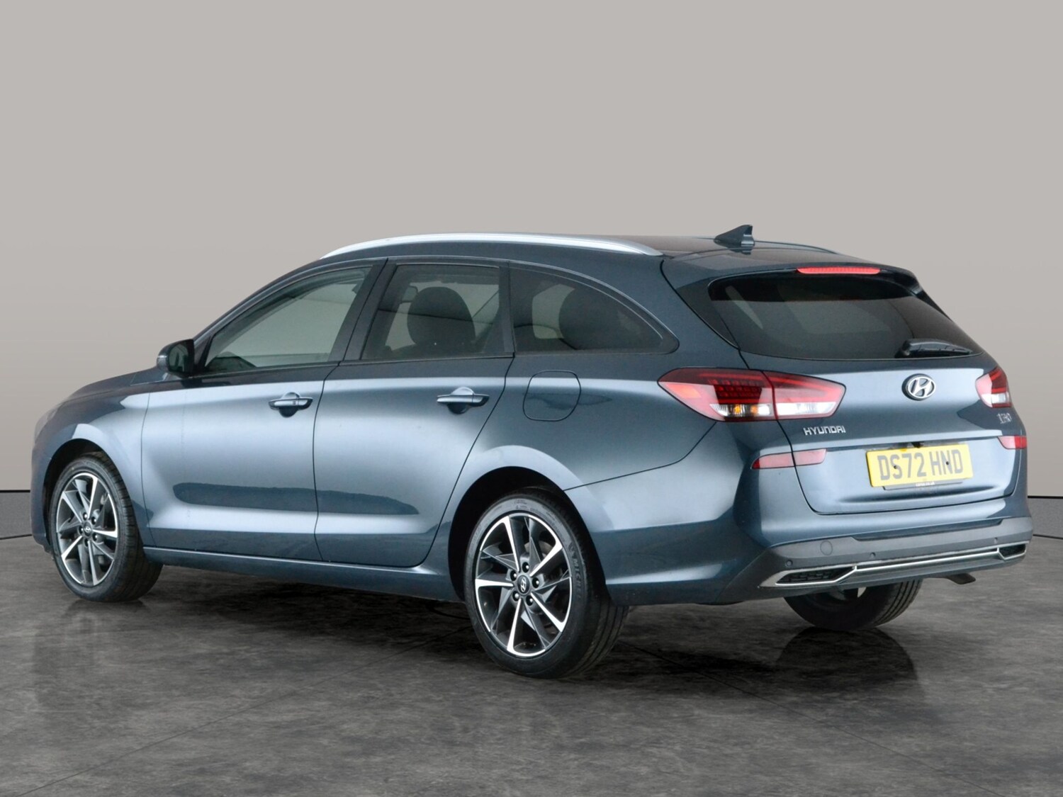 Used Hyundai i30 2022 for sale - 77698602: Photo 12