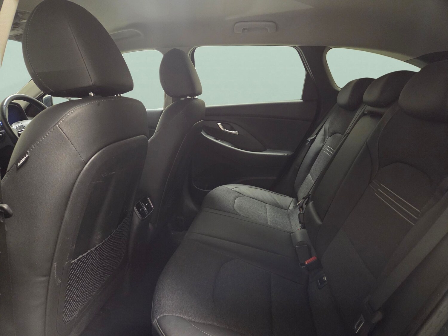 Used Hyundai i30 2022 for sale - 77698602: Photo 25