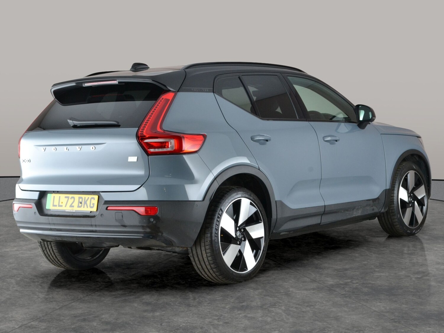 Used Volvo XC40 2022 for sale - 77703015: Photo 11