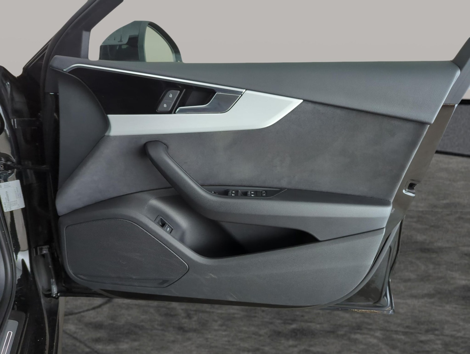 Used Audi A4 2023 for sale - 77980740: Photo 34