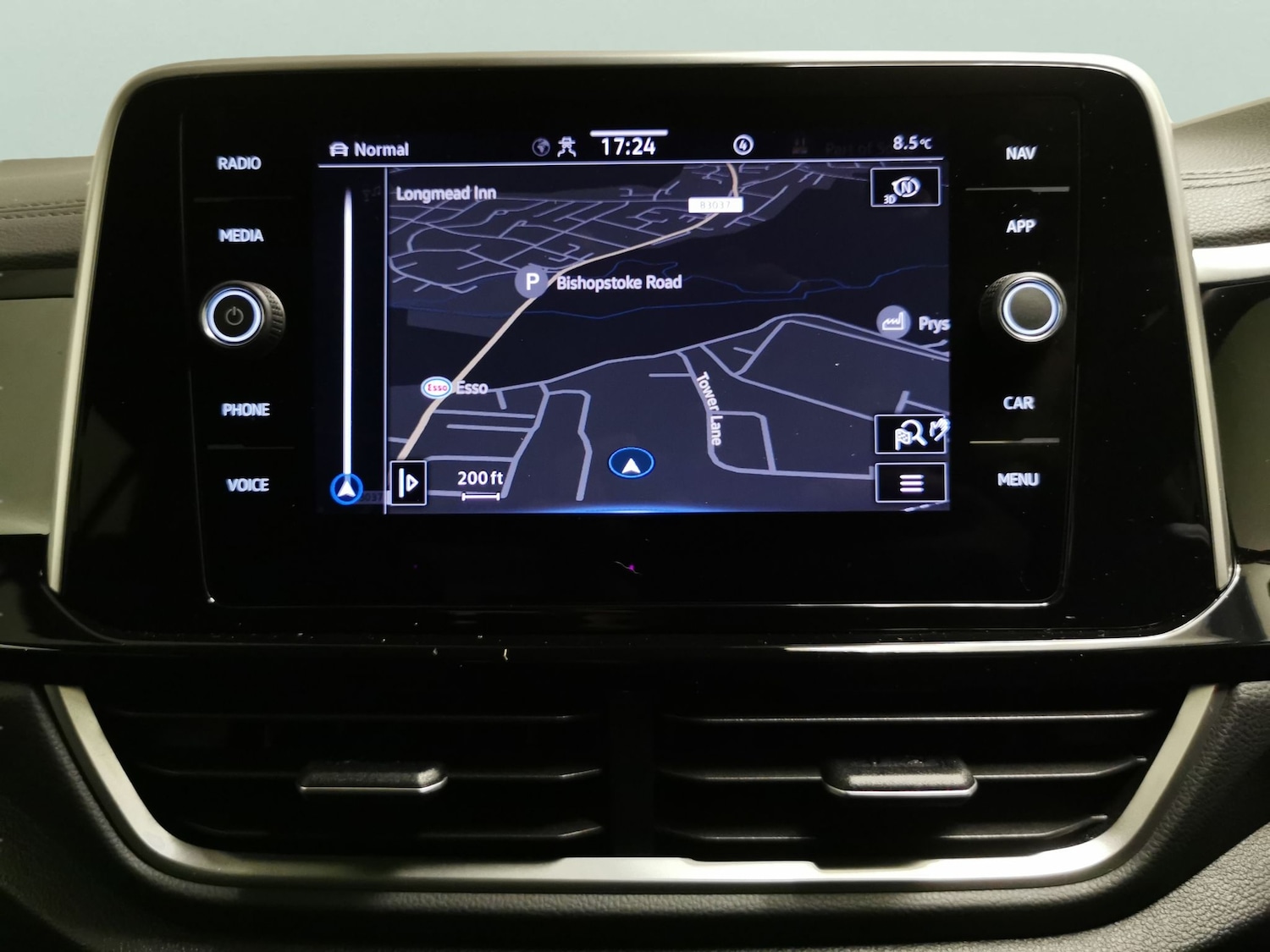 Used Volkswagen T-Roc 2023 for sale - 77493113: Photo 5