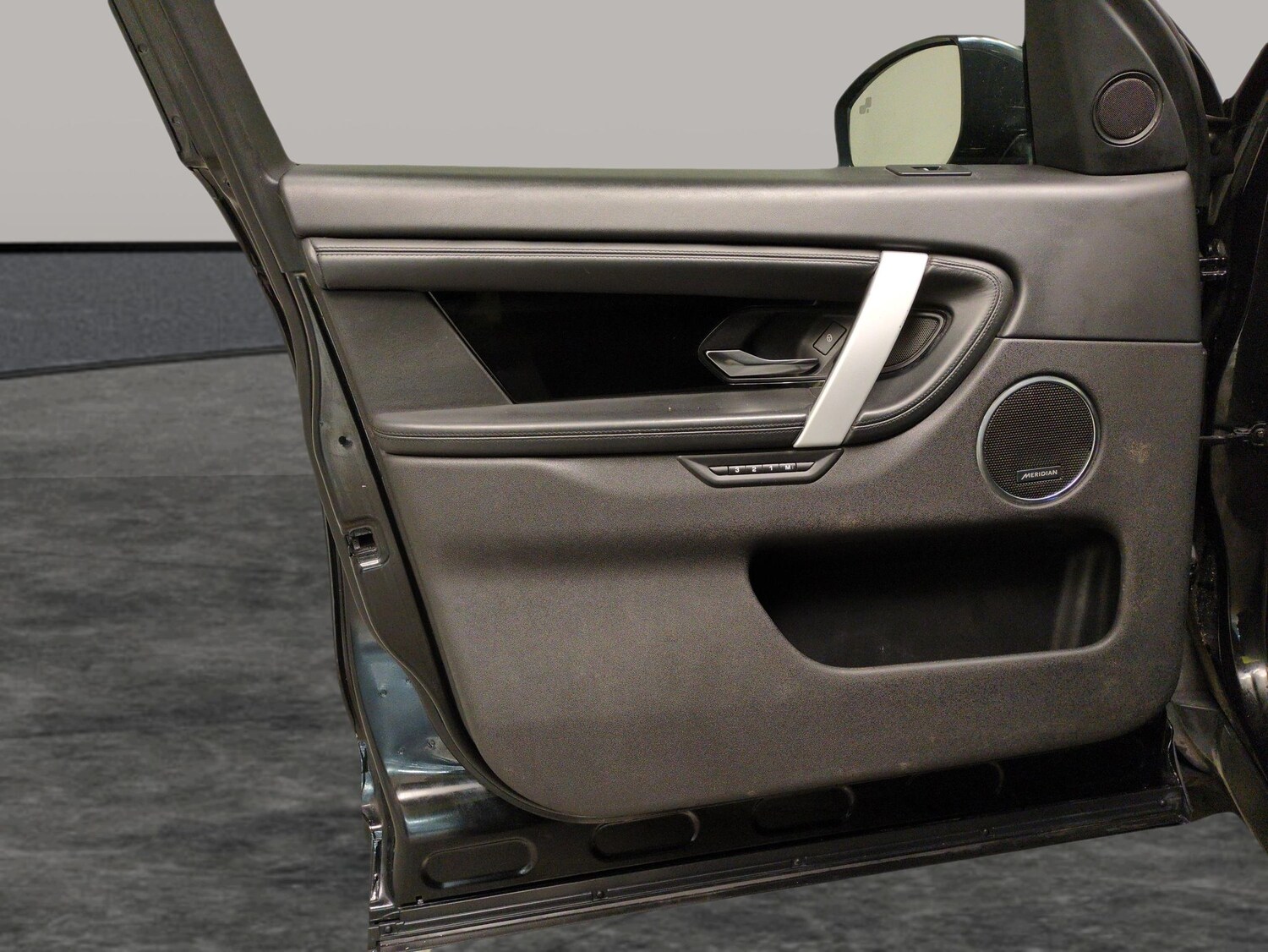 Used Land Rover Discovery Sport 2020 for sale - 77934653: Photo 31