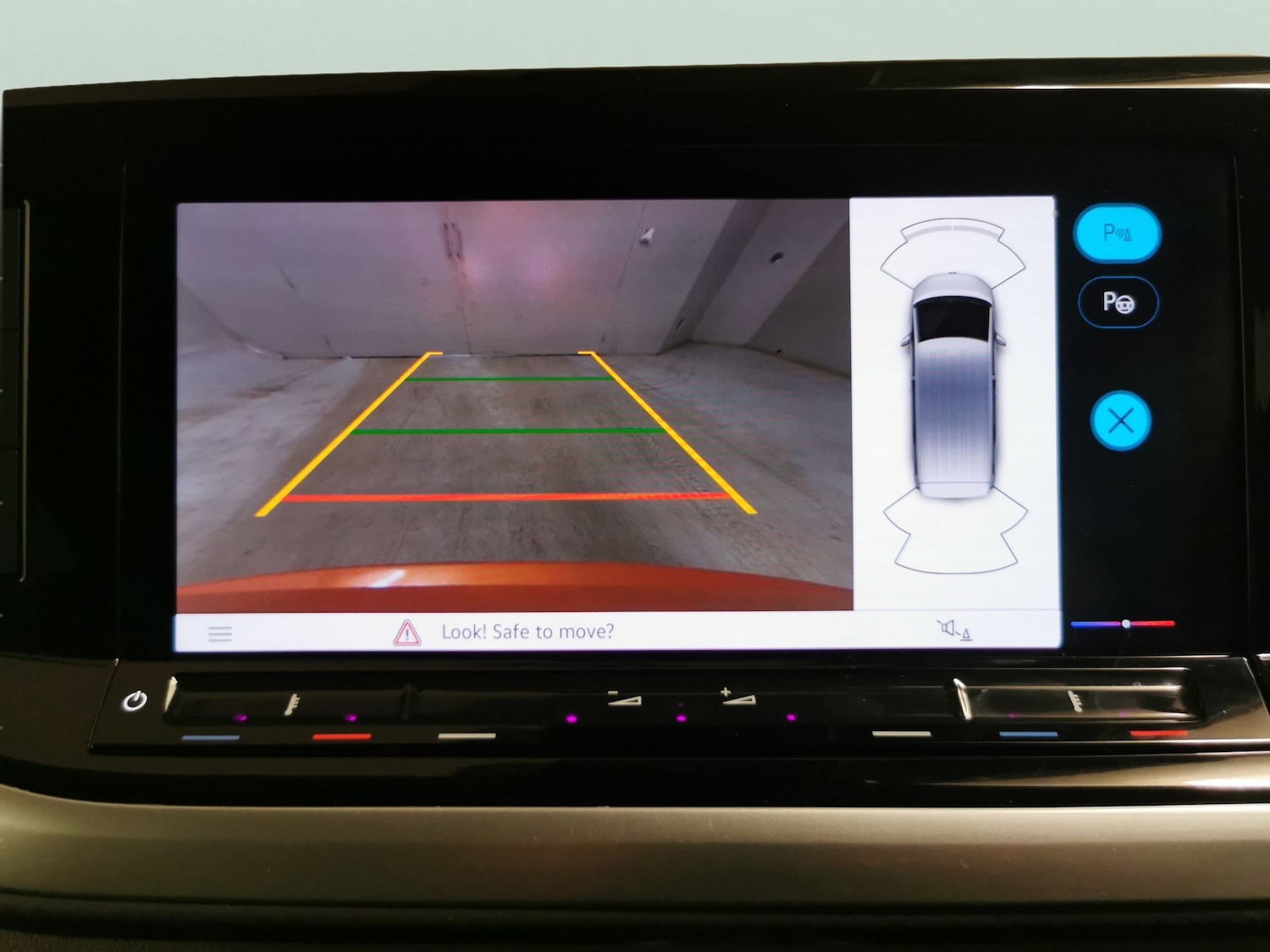 Used Volkswagen Multivan for sale - 77475361: Photo 5