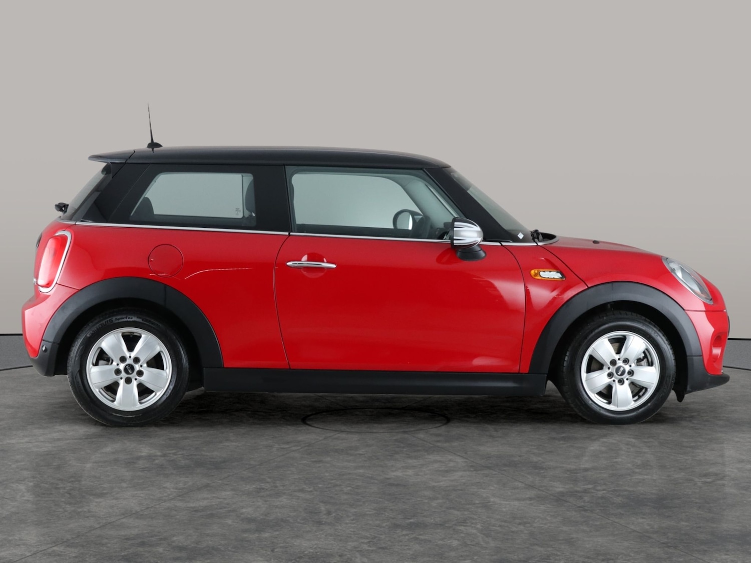 Used MINI Hatch 2017 for sale - 76627629: Photo 8