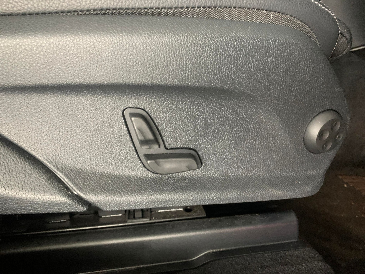 Used Mercedes-Benz GLC 2020 for sale - 77012154: Photo 21