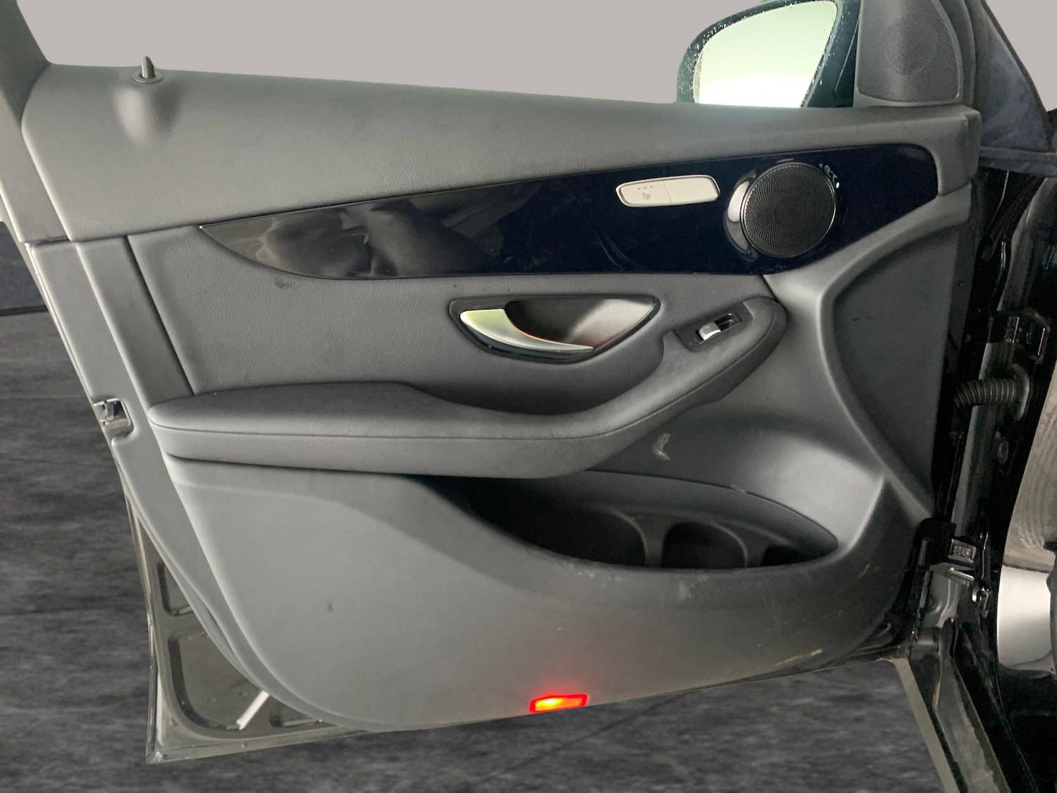 Used Mercedes-Benz GLC 2020 for sale - 77012154: Photo 29