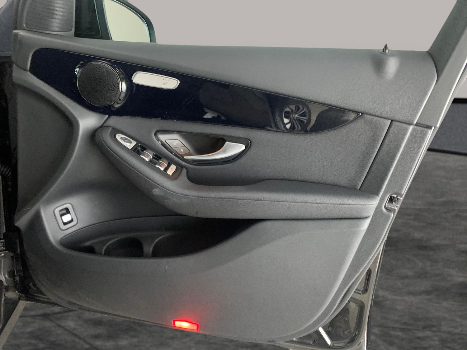 Used Mercedes-Benz GLC 2020 for sale - 77012154: Photo 30