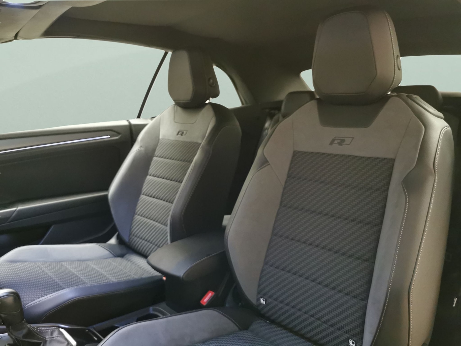 Used Volkswagen T-Roc 2021 for sale - 76413150: Photo 21