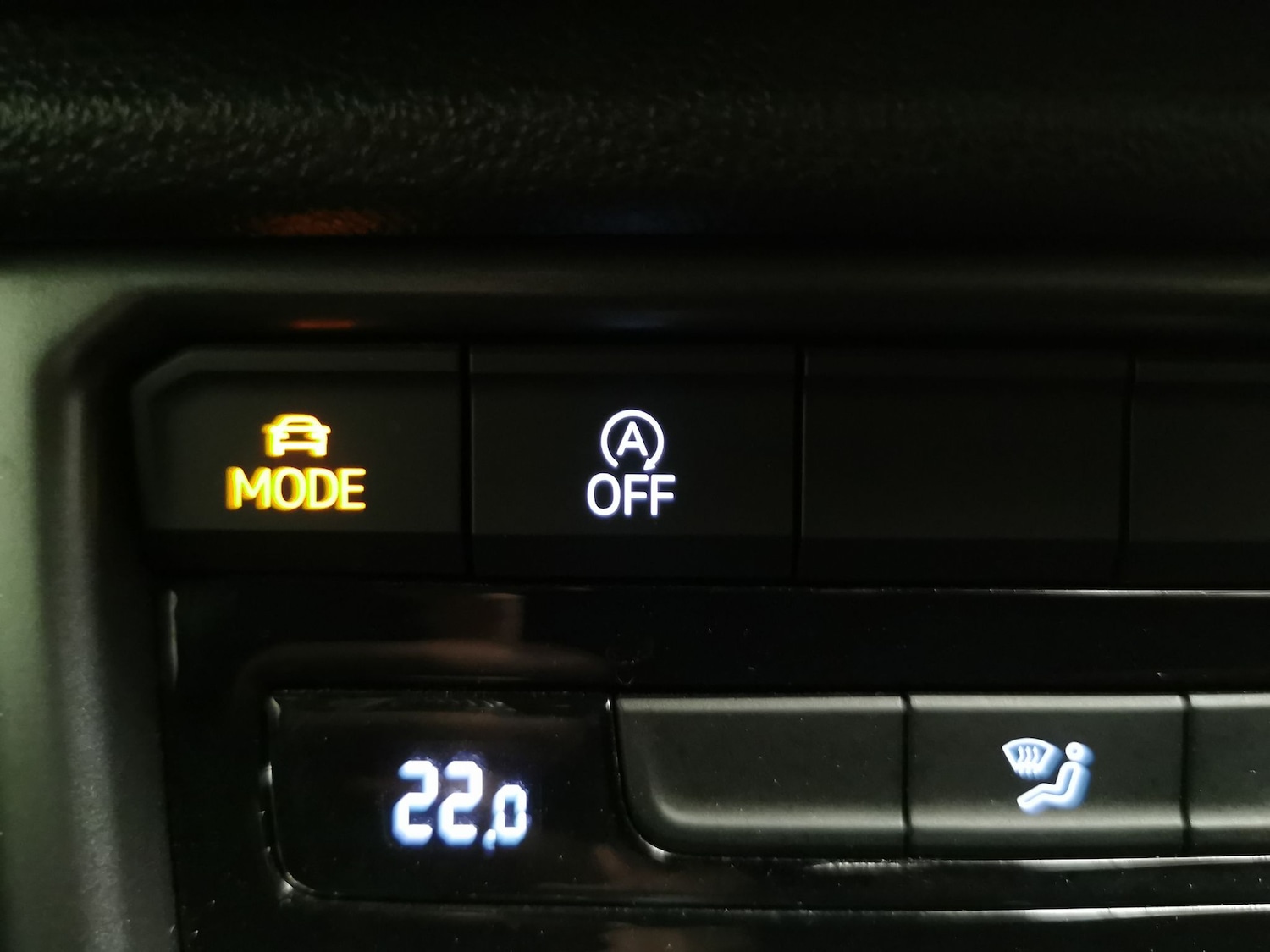 Used Volkswagen T-Roc 2021 for sale - 76413150: Photo 28