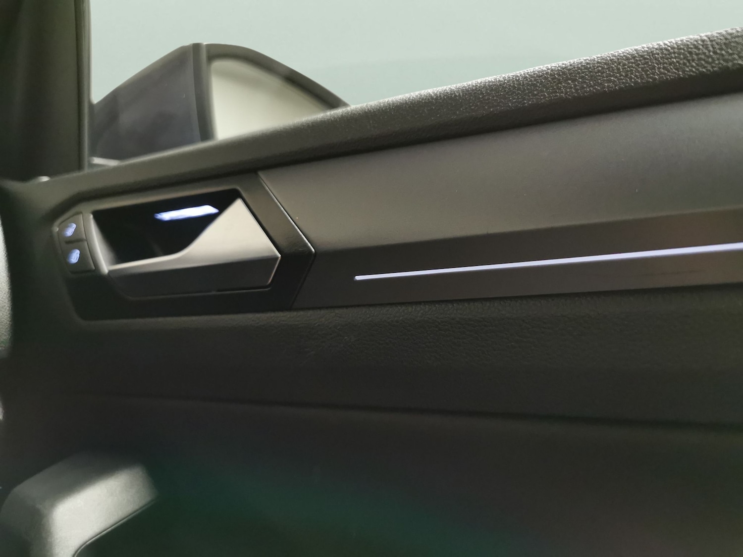 Used Volkswagen T-Roc 2021 for sale - 76413150: Photo 33