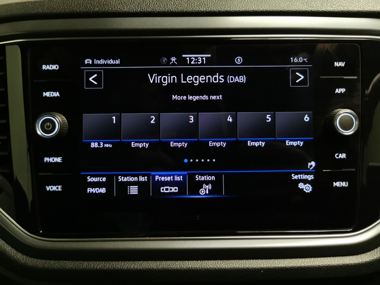 Used Volkswagen T-Roc 2021 for sale - 76413150: Photo 8