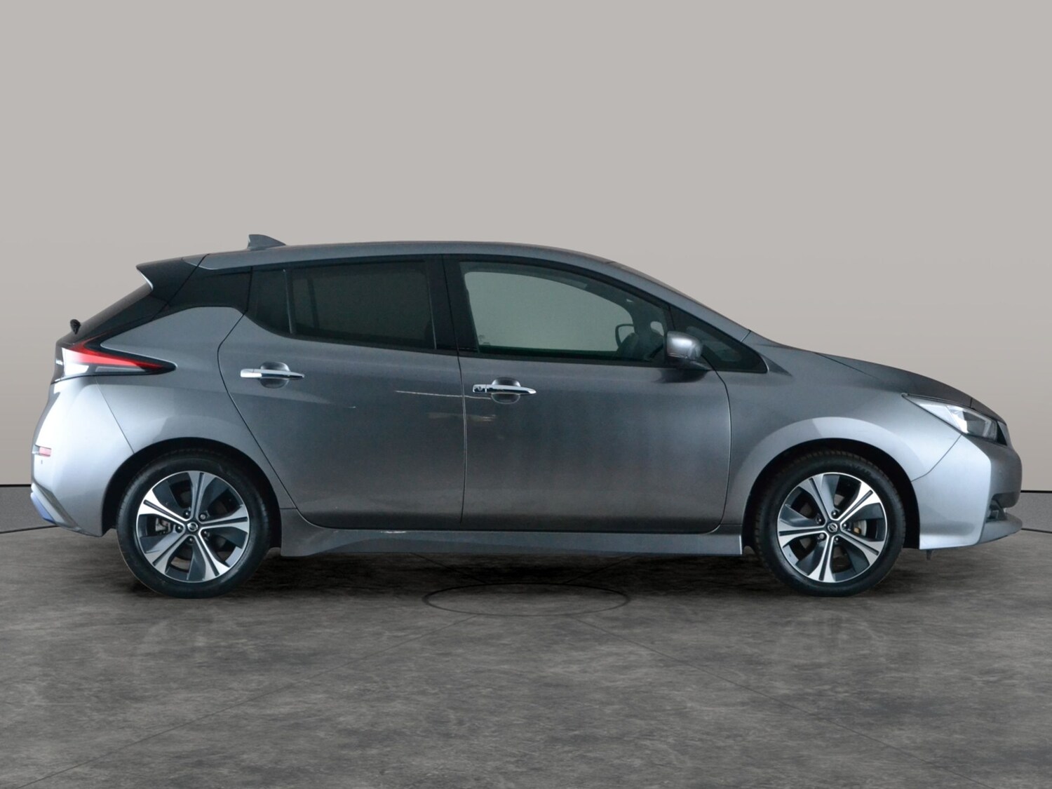 Used Nissan Leaf 2022 for sale - 78140006: Photo 10