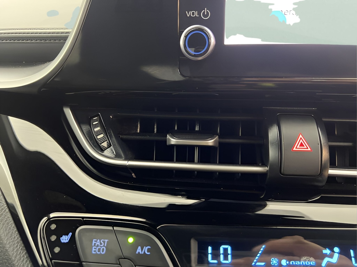 Used Toyota C-HR 2022 for sale - 76766690: Photo 19