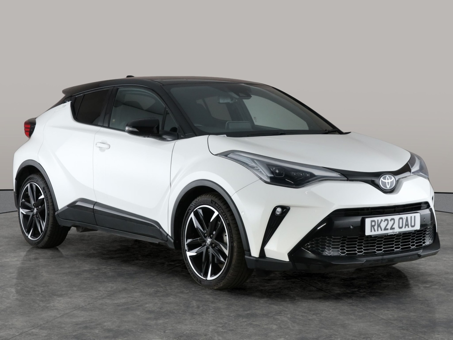Used Toyota C-HR 2022 for sale - 76766690: Photo 4