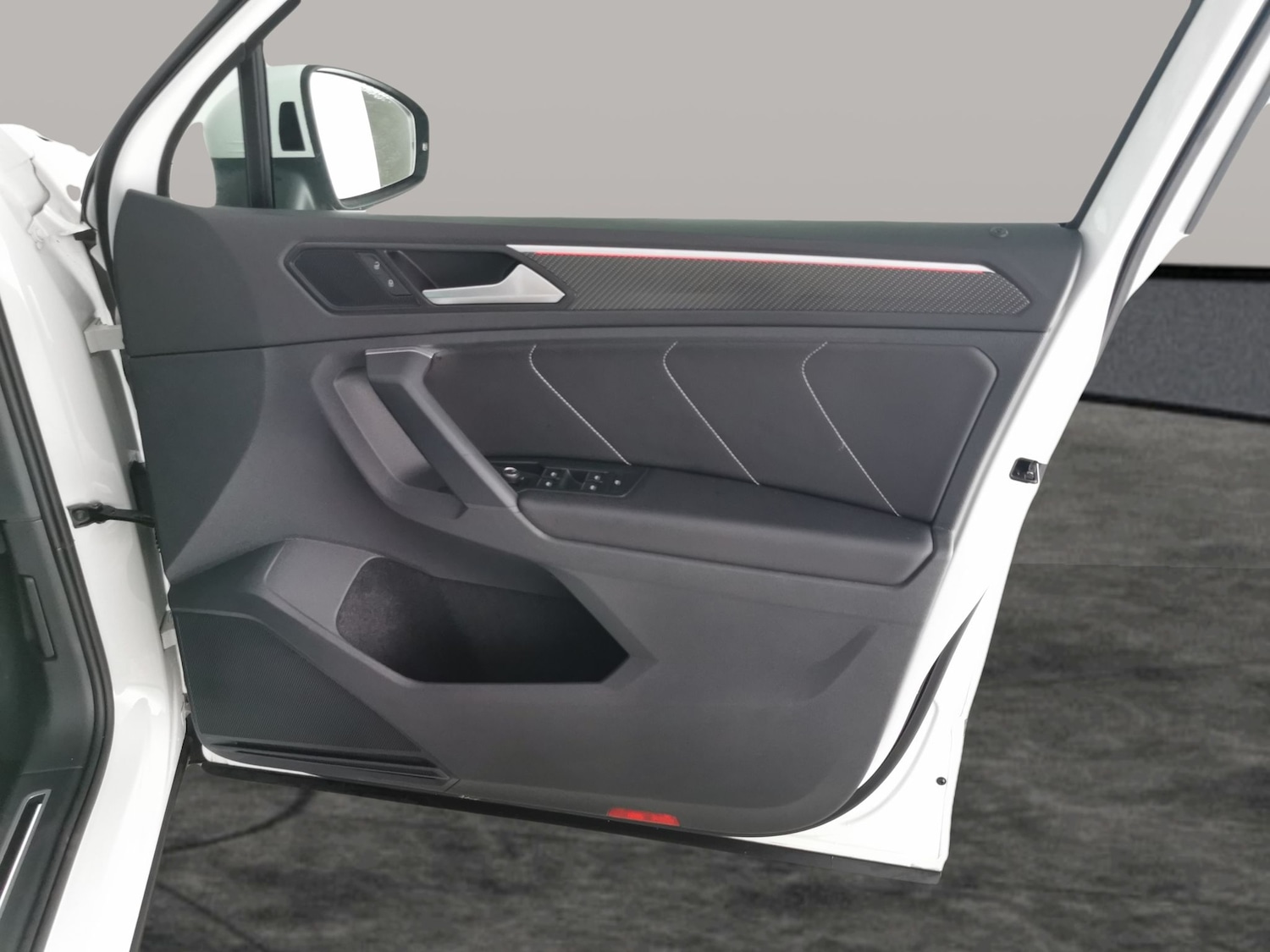 Used Volkswagen Tiguan 2023 for sale - 77746462: Photo 30