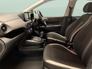 Used Hyundai i10 2022 for sale - 75733694: Photo