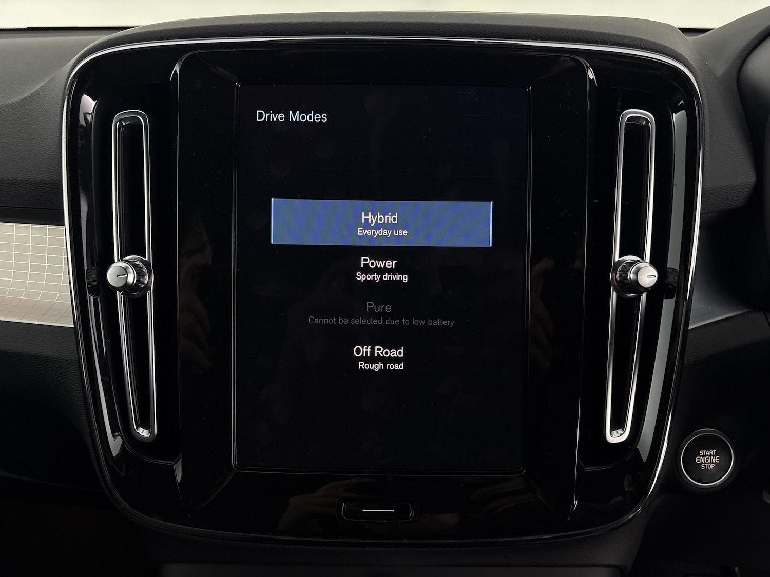 Used Volvo XC40 2022 for sale - 76518383: Photo 23