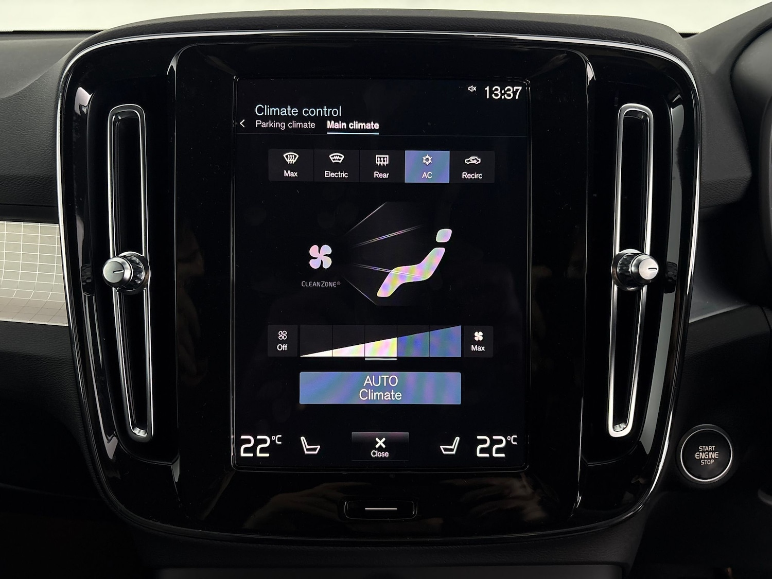 Used Volvo XC40 2022 for sale - 76518383: Photo 24