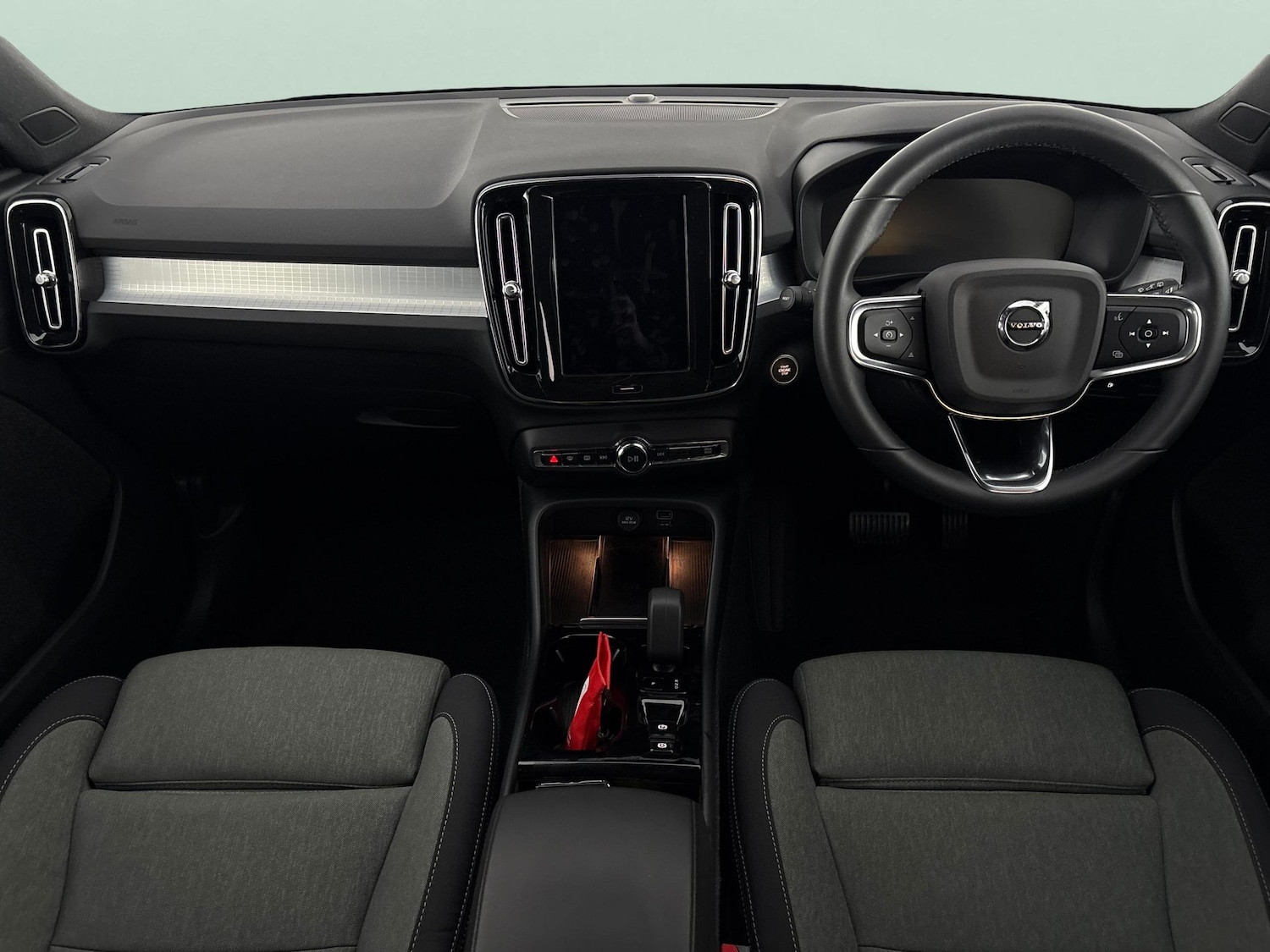 Used Volvo XC40 2022 for sale - 76518383: Photo 8