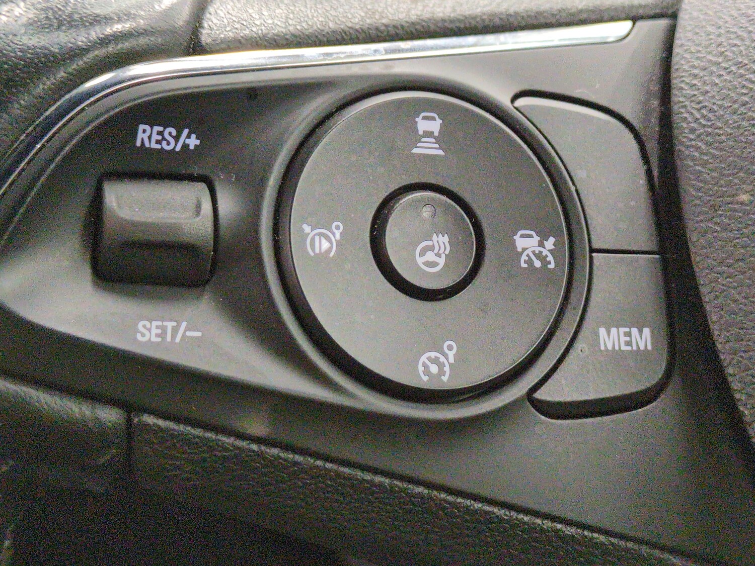 Used Vauxhall Mokka Electric 2022 for sale - 77648561: Photo 20