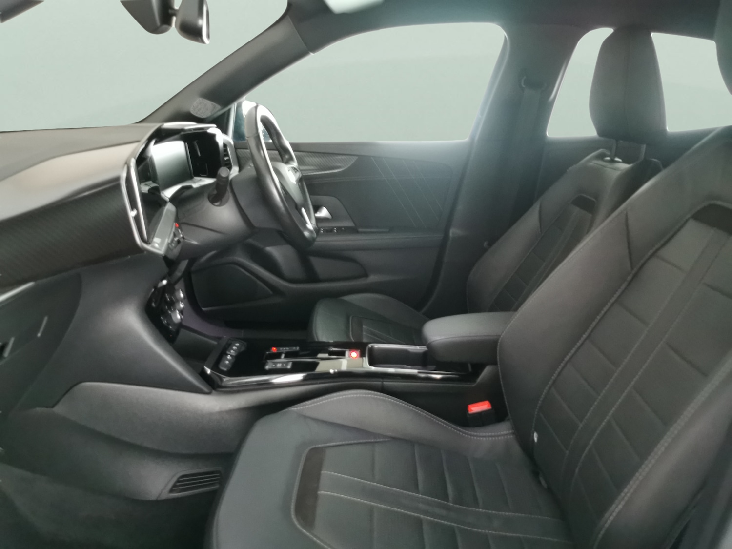 Used Vauxhall Mokka Electric 2022 for sale - 77648561: Photo 4