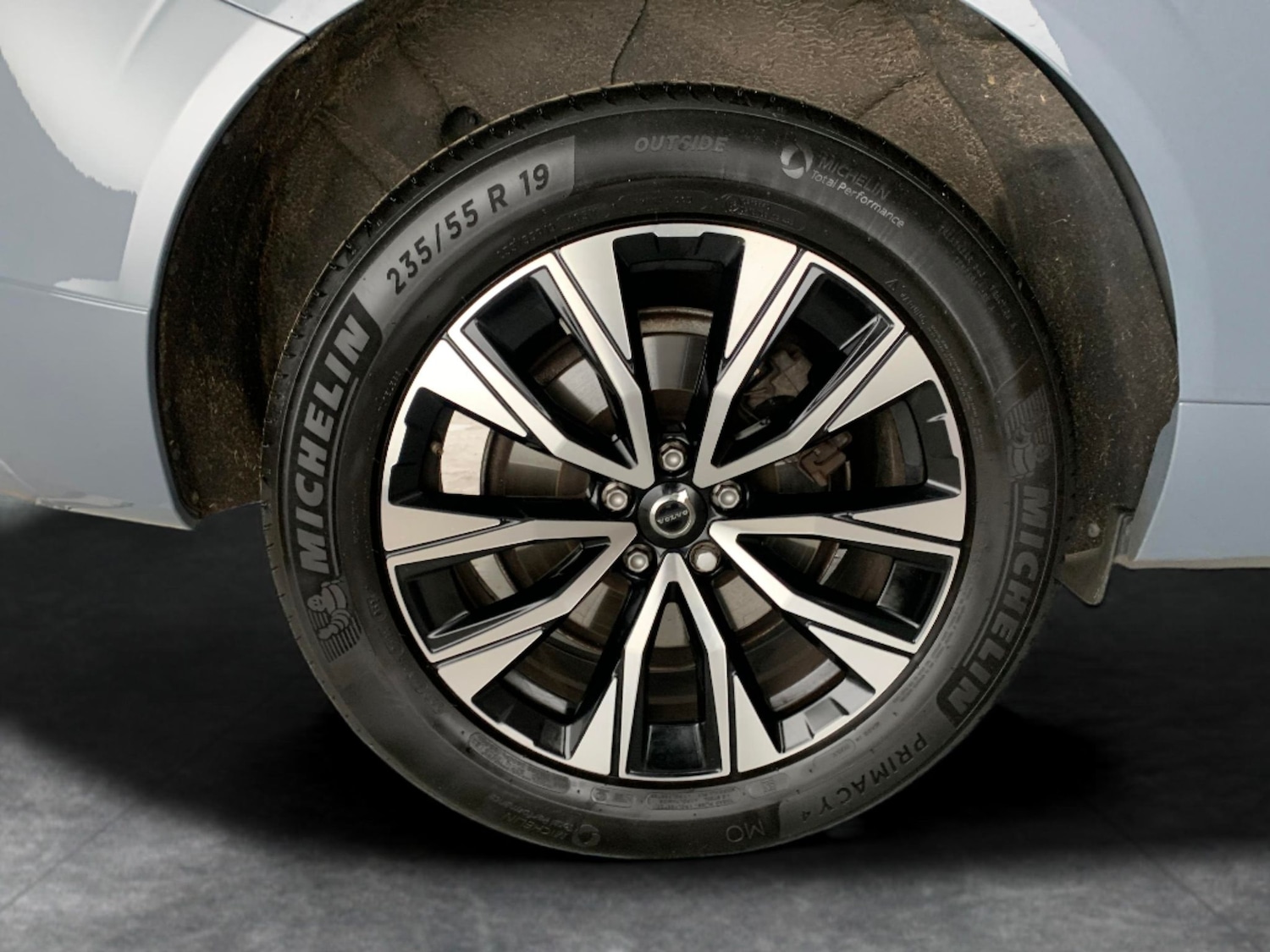 Used Volvo XC60 2023 for sale - 77036558: Photo 26