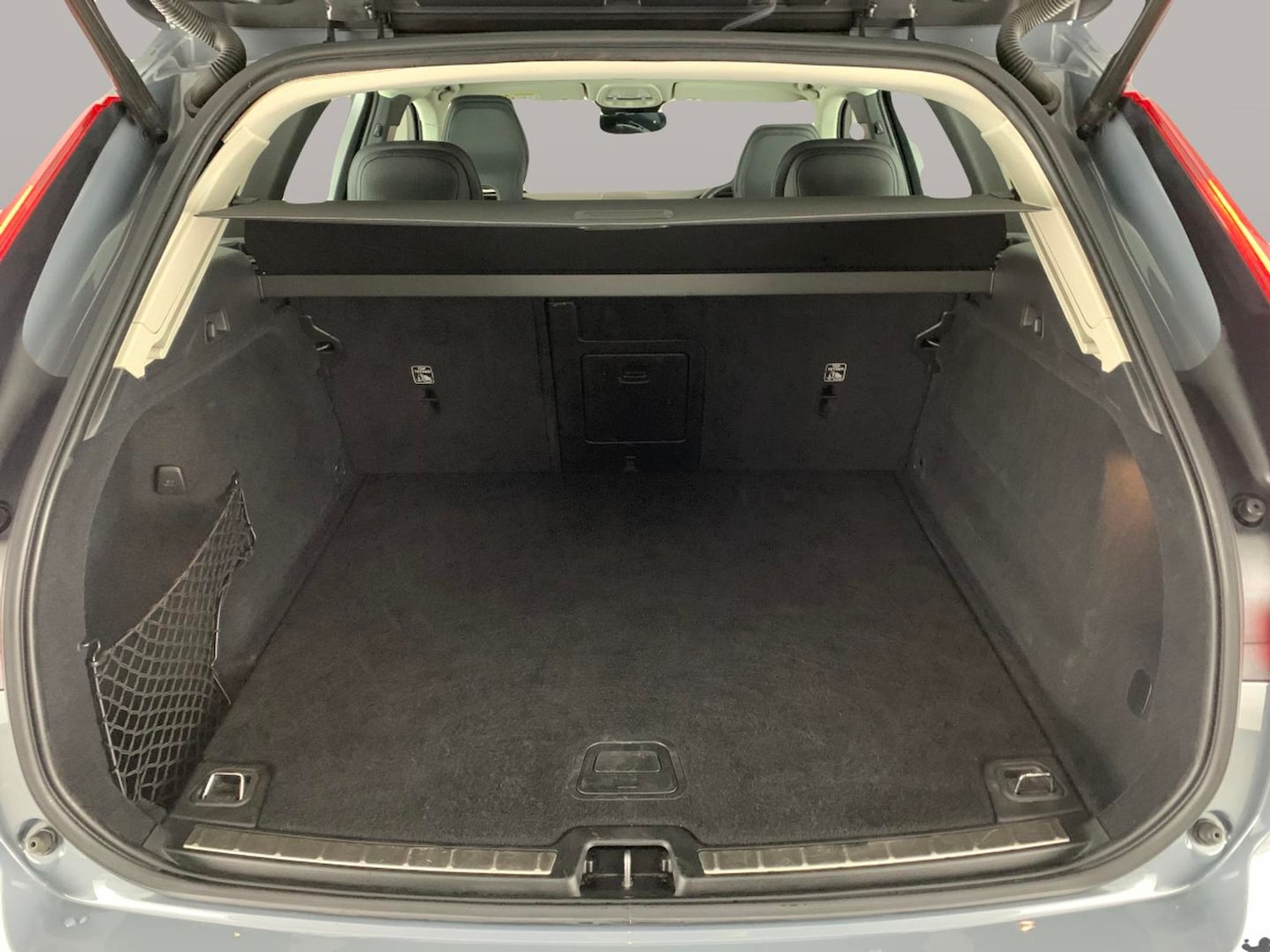 Used Volvo XC60 2023 for sale - 77036558: Photo 34